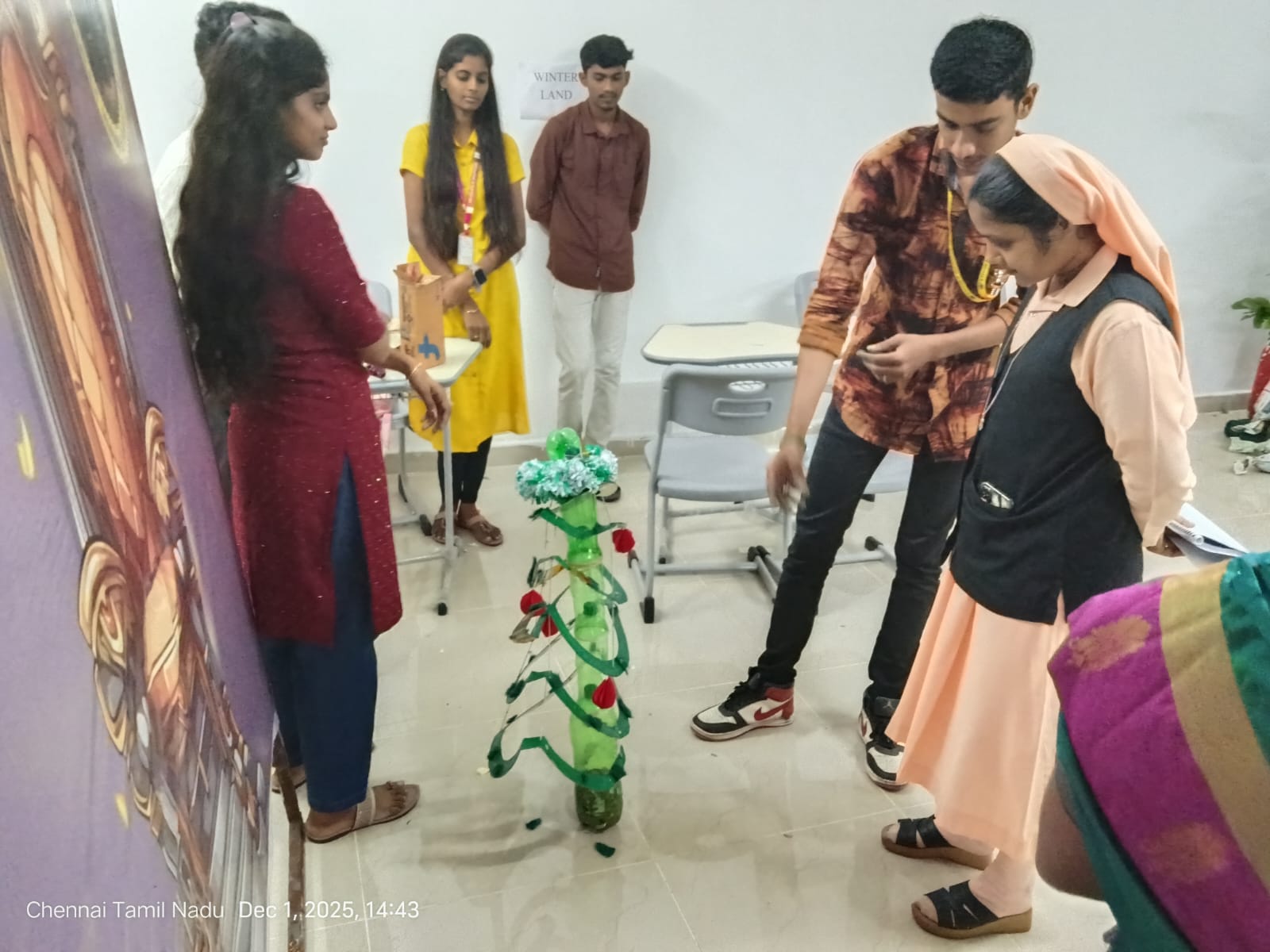 "Green Christmas" - Eco Friendly Christmas Tree Competition