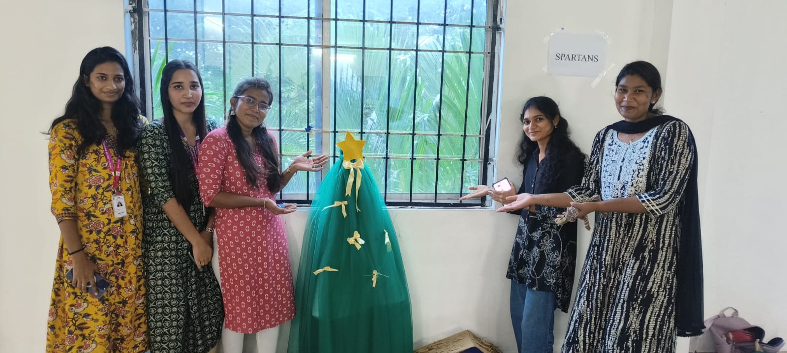 "Green Christmas" - Eco Friendly Christmas Tree Competition