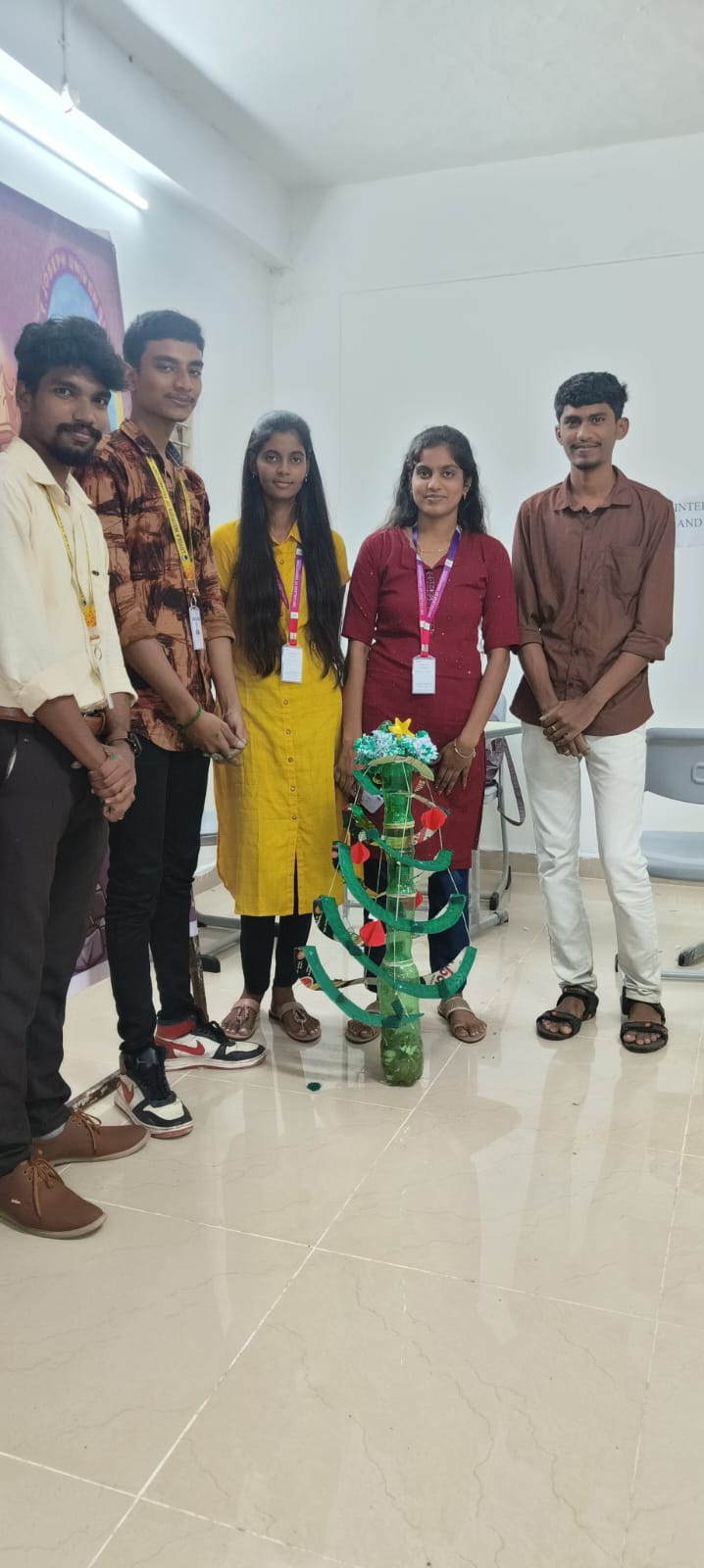"Green Christmas" - Eco Friendly Christmas Tree Competition