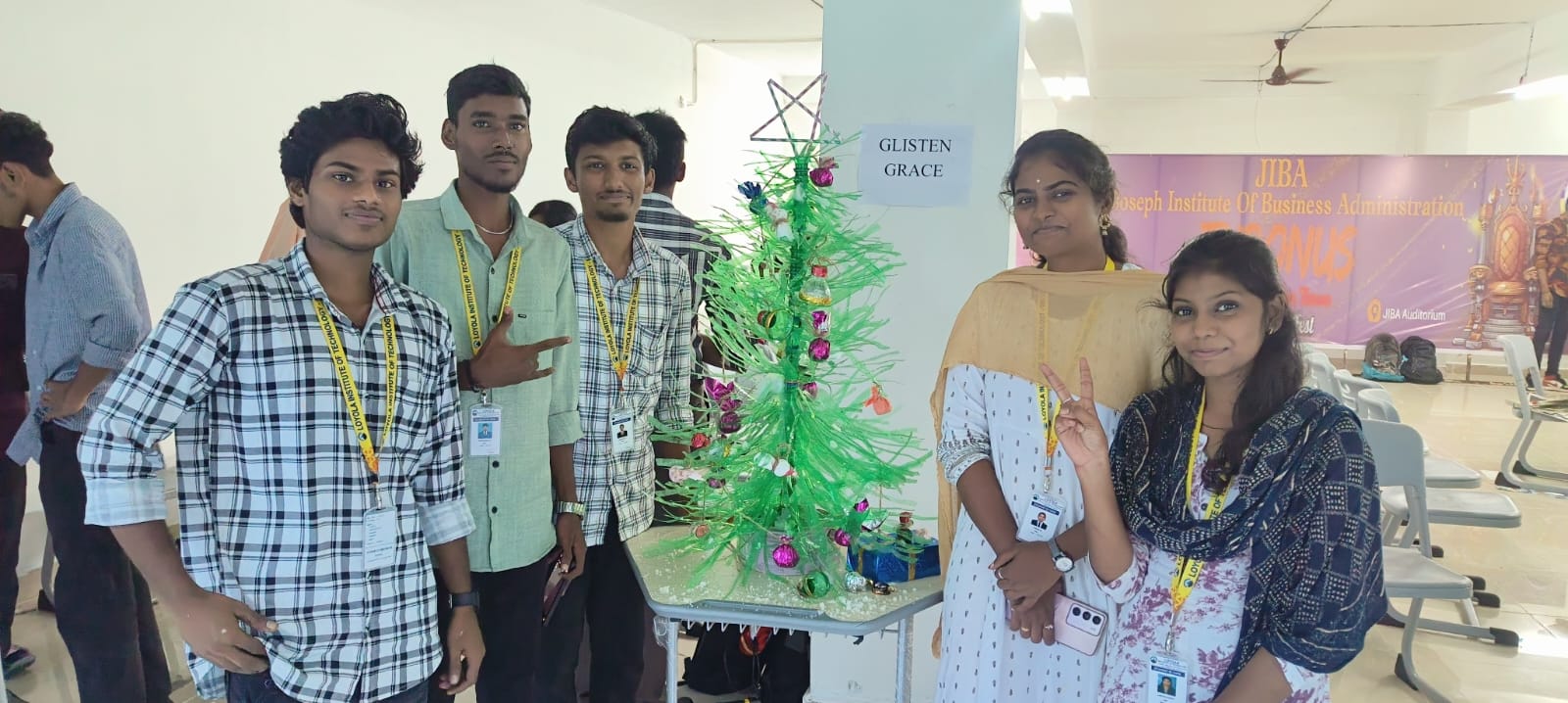 "Green Christmas" - Eco Friendly Christmas Tree Competition